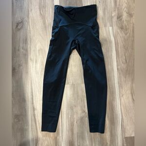 Spanx 7/8 Booty Boost Leggings with Side Pockets, XS